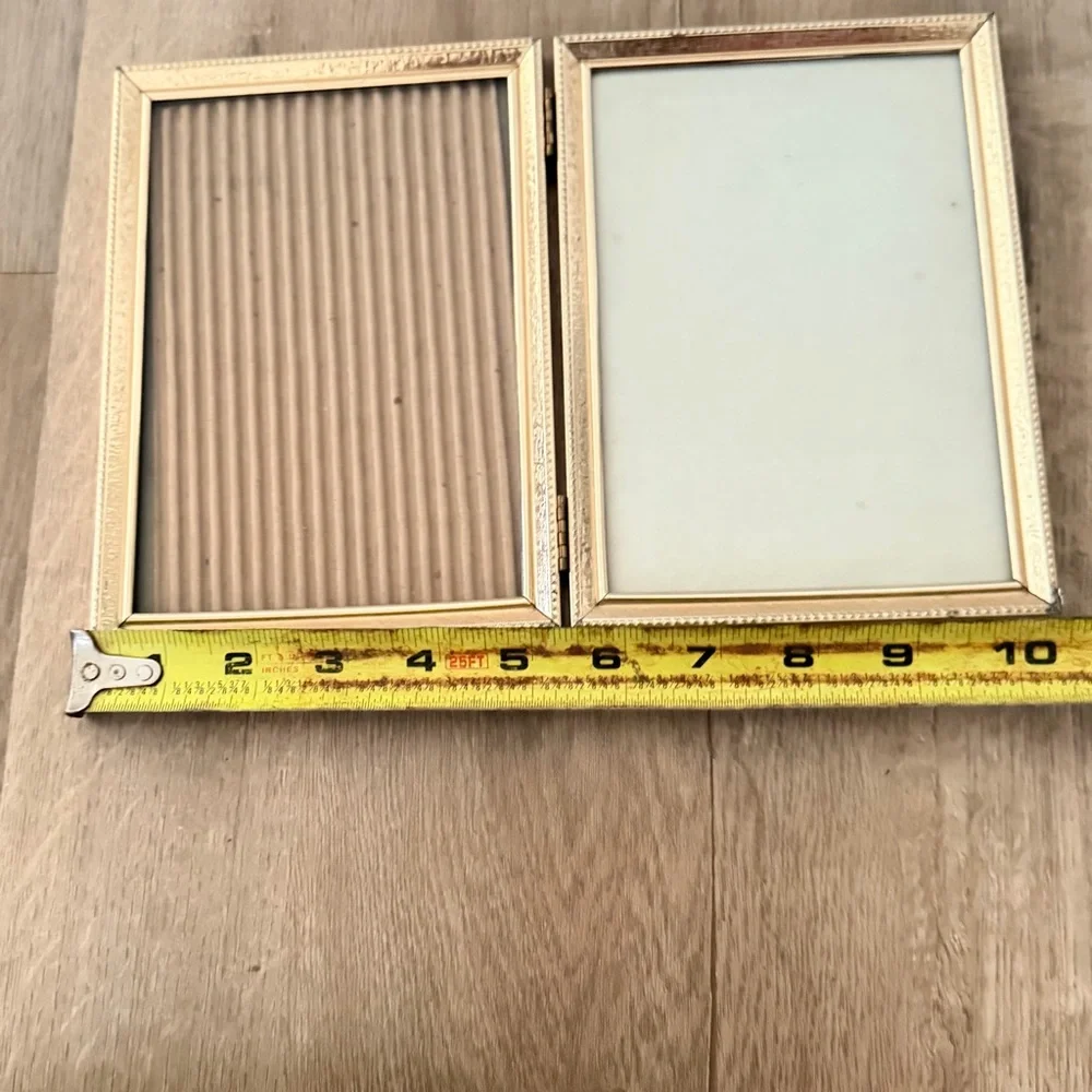 Vintage MCM Bi-Fold Gold Tone Metal Photo Picture Frame Double Hinged 7”‎ x 10”